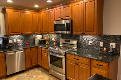 Example of a kitchen design in New York