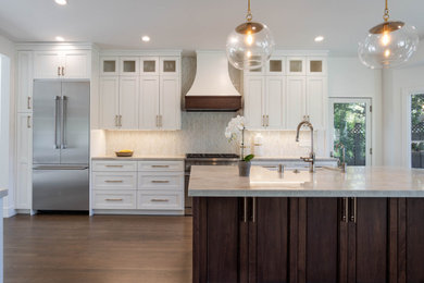 Inspiration for a transitional kitchen remodel in San Francisco