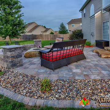 Glen Carbon Patio and Fire Pit