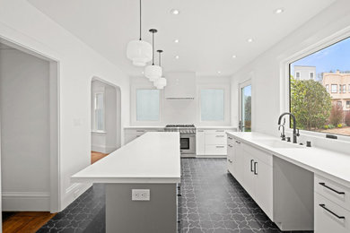 Example of a classic kitchen design in San Francisco