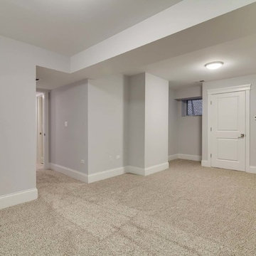 4740 N Maplewood Ave, Chicago, IL