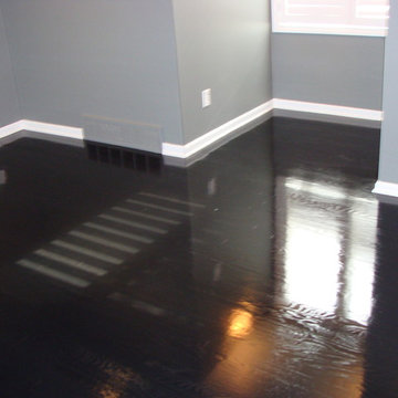 Ebony High-gloss wood floors