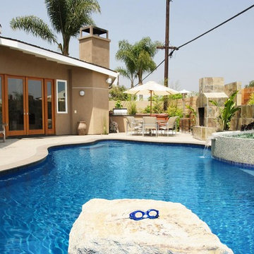 Fireplace, BBQ and Pool