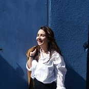 Laura Axente's photo