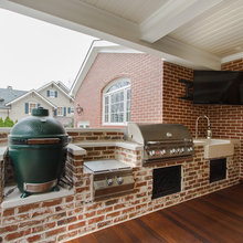 outdoor kitchen
