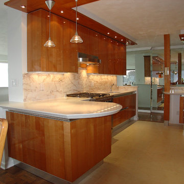 Hi - Rise Contemporary Beauty
