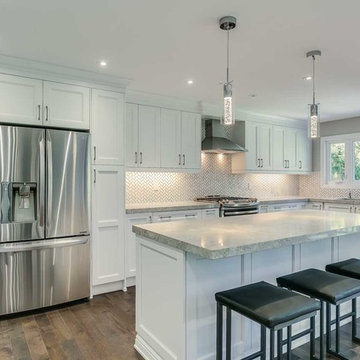 A Hidden Gem - Minimalistic Contemporary Kitchen