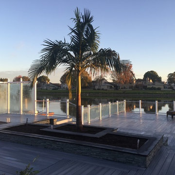 Outdoor Waterside Deck and Kitchen