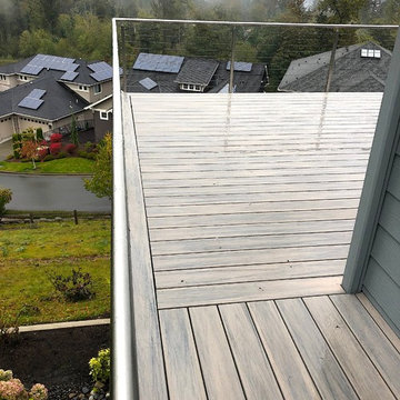 Modern Deck in Redmond Ridge