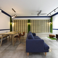 Houzz Tour: Bolts of Blue Bring Excitement to This Flat