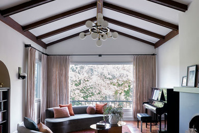Example of a mid-sized transitional home design design in San Francisco
