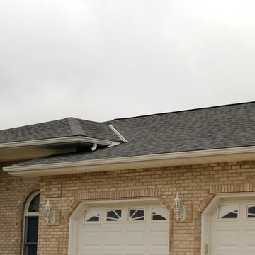 Owens Corning TruDefinition® Duration® Estate Gray Shingle Roof
