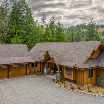 Mountain Contemporary Hideaway