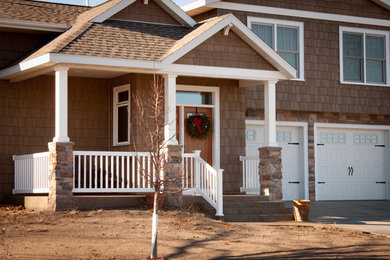 Inspiration for a craftsman entryway remodel in Minneapolis