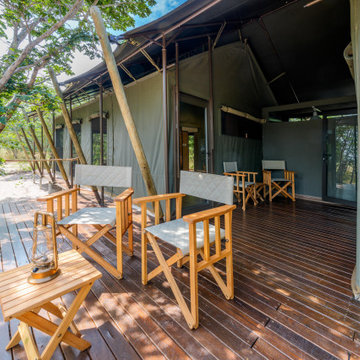 Muddy Teak Lodge