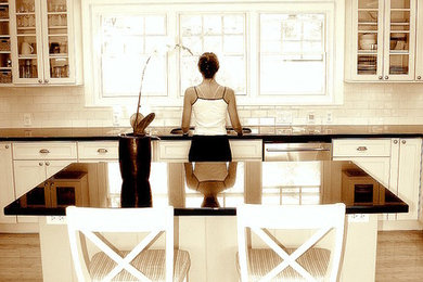 Example of a trendy kitchen design in Hawaii
