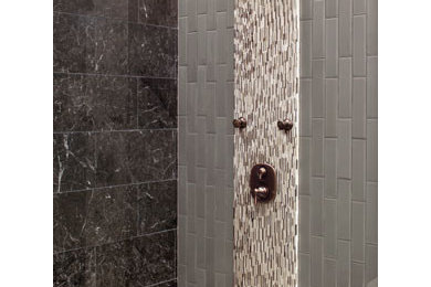 Bathroom - contemporary bathroom idea in Los Angeles