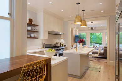 Photo of a transitional kitchen in San Francisco.