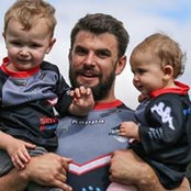 Elliot Kear's photo