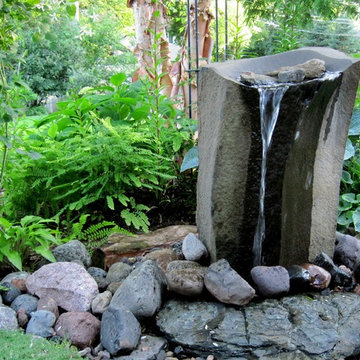 Water Features & Pools