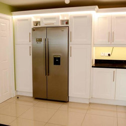 Shaker Painted White - Kitchen Products