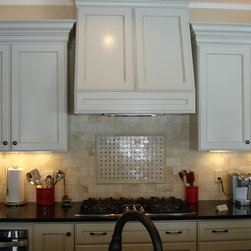 Lakes Pines Lane Residence - Range Hoods And Vents