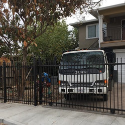 Gate & steel fence - Safes