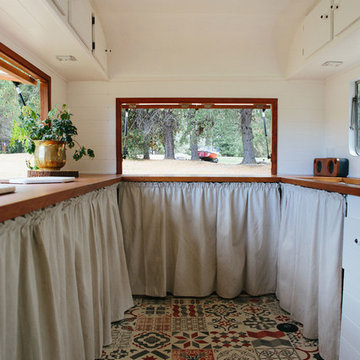 Caravan Bar
