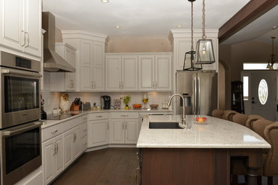 Kitchen - kitchen idea in Denver