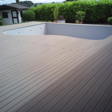Poolterrasse in WPC Megawood nachher