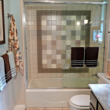 Doug and Sheelah Smith guest bathroom