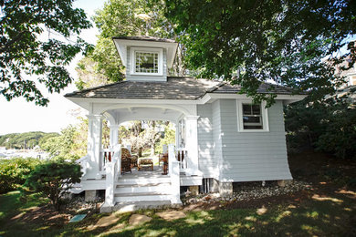 Inspiration for a mid-sized timeless detached studio / workshop shed remodel in Boston