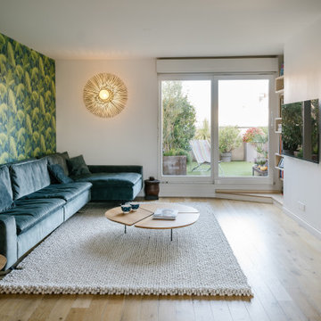 Séjour sous les toits avec terrasse
