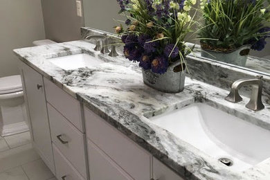 Inspiration for a transitional bathroom remodel in Cleveland