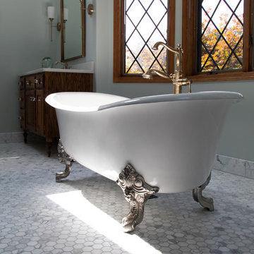 Statuary Clawfoot tub