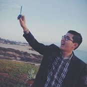 Joshua Sys foto