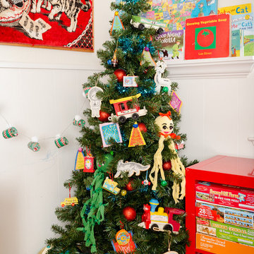 My Houzz: An Austin Stylist’s Technicolor Christmas Home