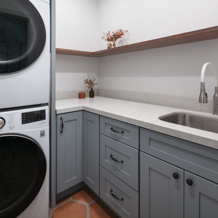 75 Beautiful Small Lshaped Laundry Room Ideas & Designs July 2023