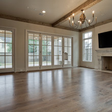 mantle/fireplace