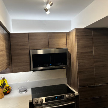Modern Kitchen Remodel Done With Cabinet Refacing