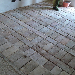 Ristrutturazioni di edifici in zona agricola di pregio - Suelos