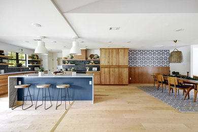 Kitchen - eclectic kitchen idea in Austin