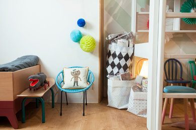 Aménagement d'une chambre de bébé industrielle.