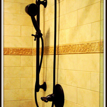 Smyth upstairs bathroom