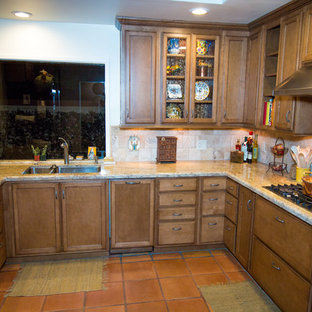 Oregano & Chocolate / Golden Ivory