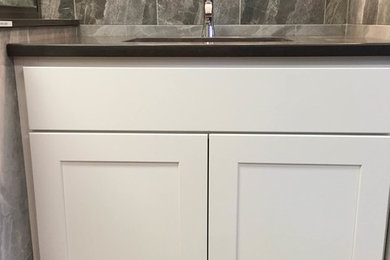 Inspiration for a timeless bathroom remodel in Orange County