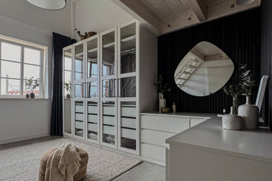 Modernes Ankleidezimmer in Frankfurt am Main