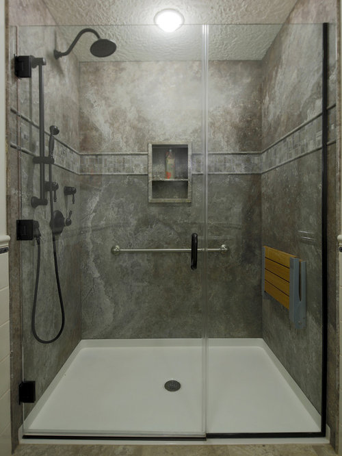 Badezimmer mit Vinyl-Boden und bodengleicher Dusche: Design-Ideen