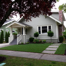 kikis front yard