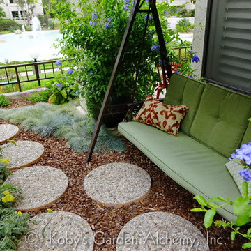 Condo Garden, San Diego, (established)